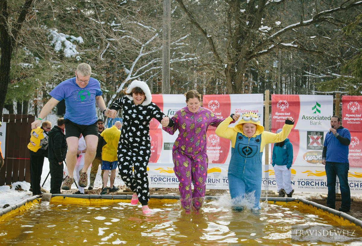 A Festival Foods team from Eau Claire plunges