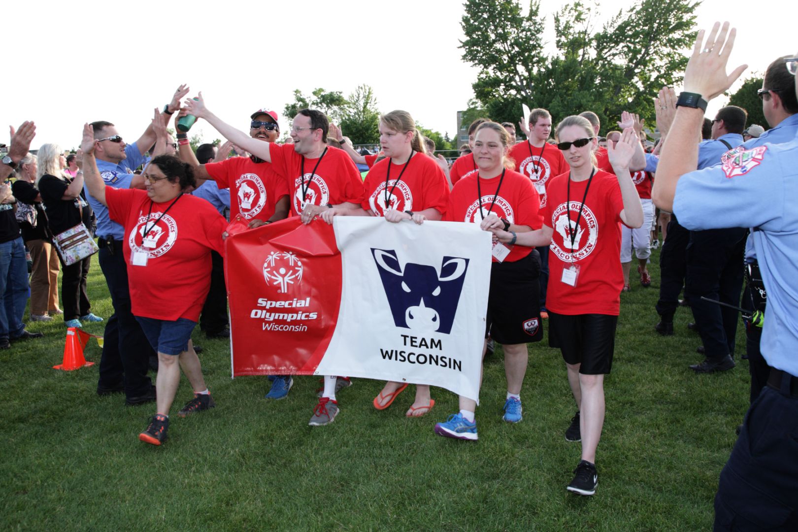 (Team Wisconsin at the Summer Games Parade of Athletes)