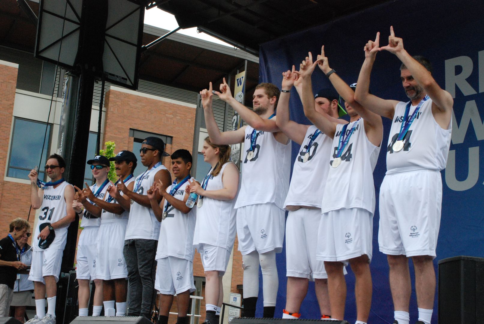 Team Wisconsin receiving their silver medals