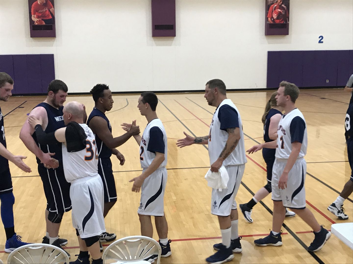 Wisconsin and Illinois' post-game handshakes 